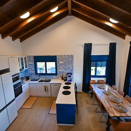 Ohn-Bar Guesthouse Амирим Екстериор снимка