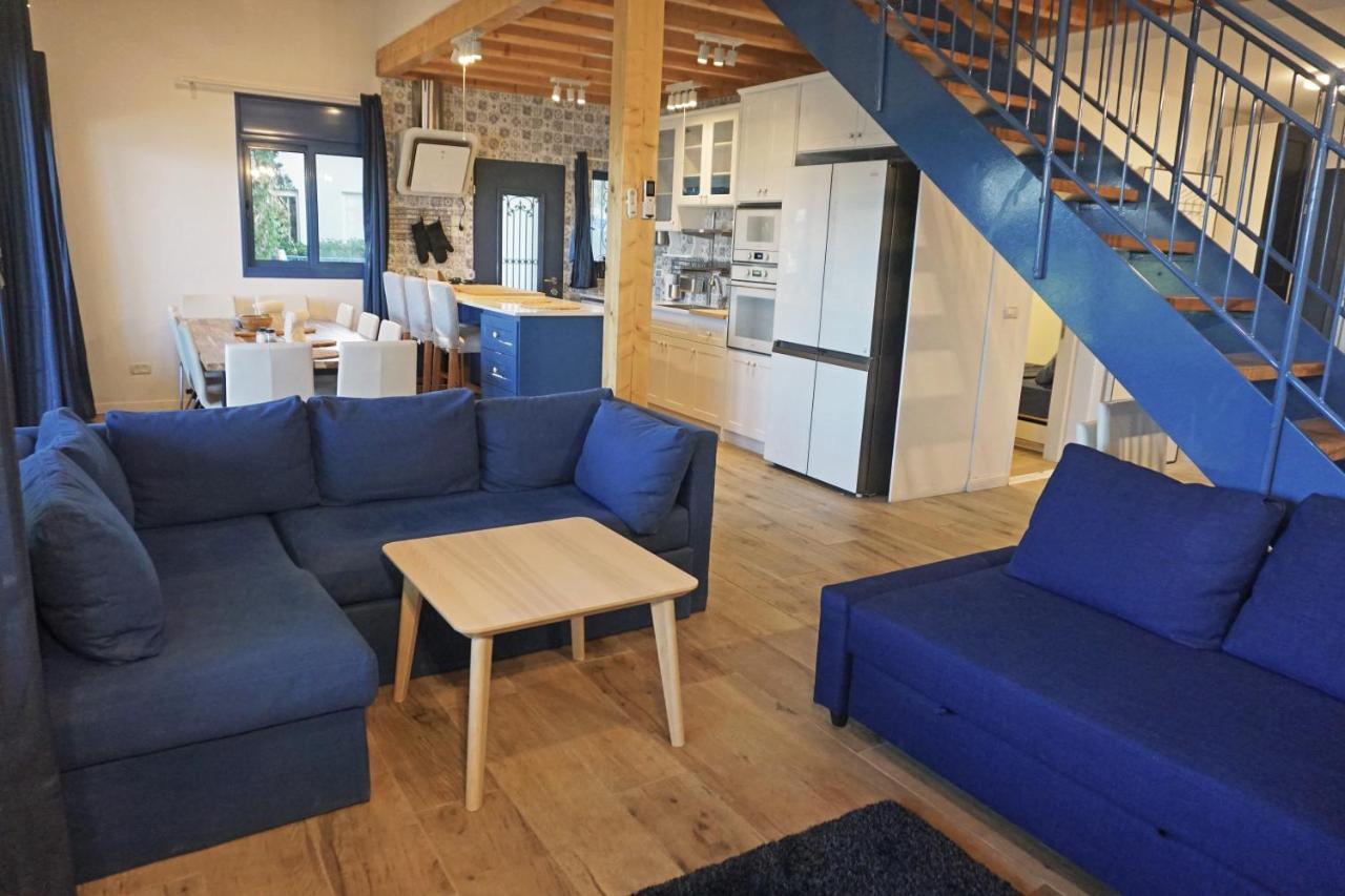 Ohn-Bar Guesthouse Амирим Екстериор снимка