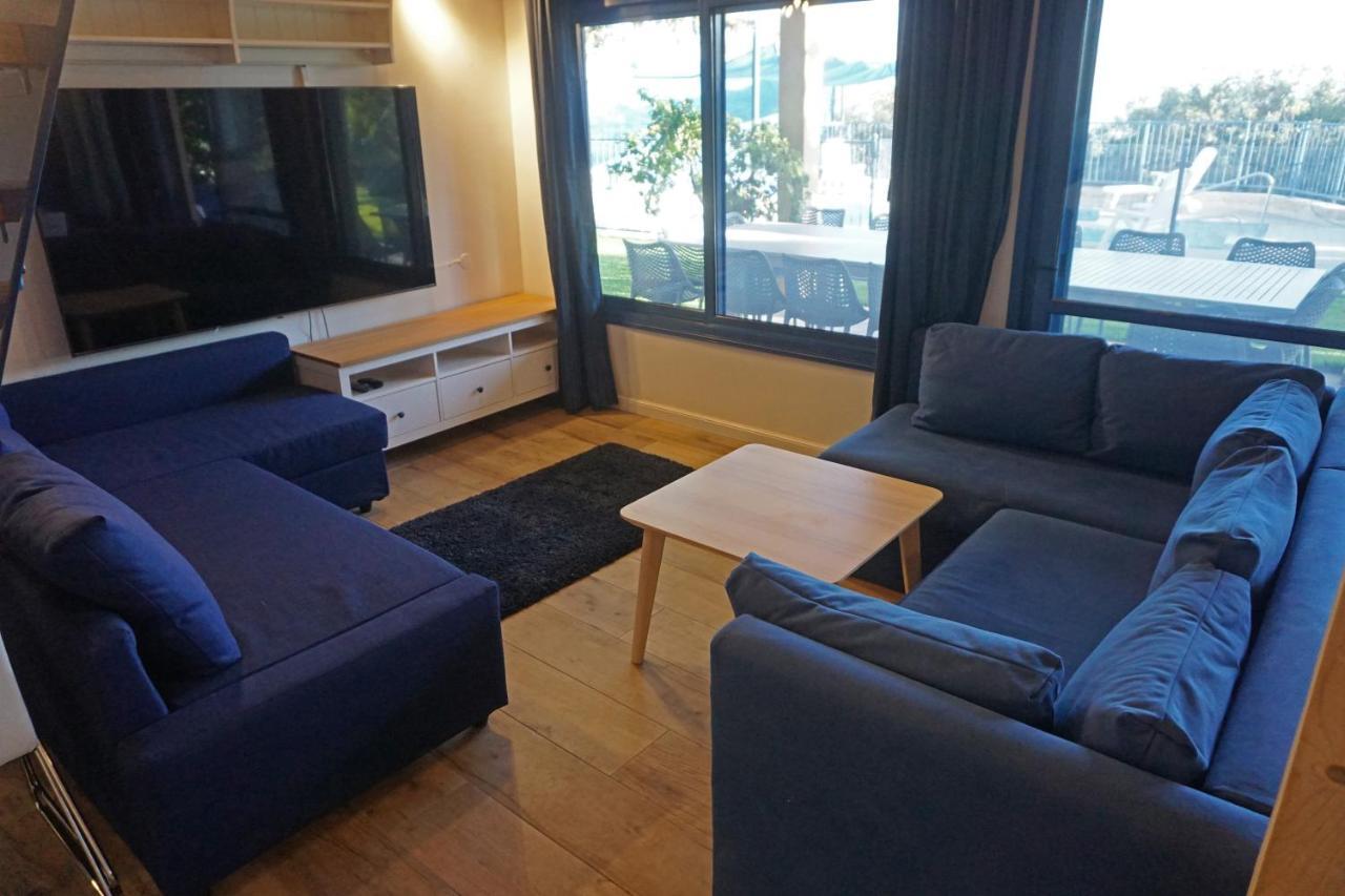 Ohn-Bar Guesthouse Амирим Екстериор снимка