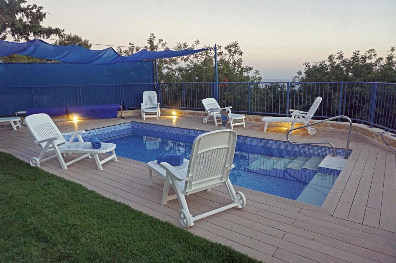 Ohn-Bar Guesthouse Амирим Екстериор снимка