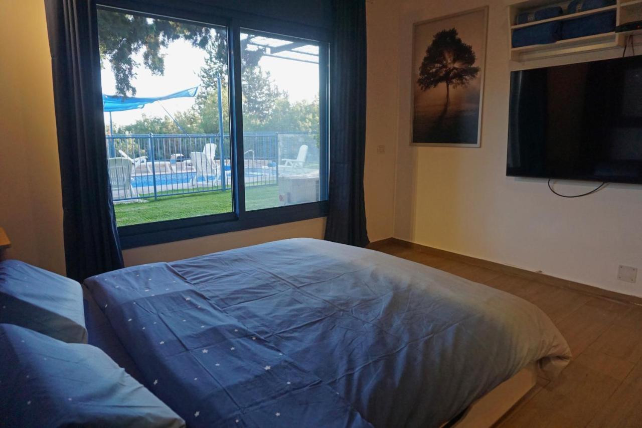 Ohn-Bar Guesthouse Амирим Екстериор снимка