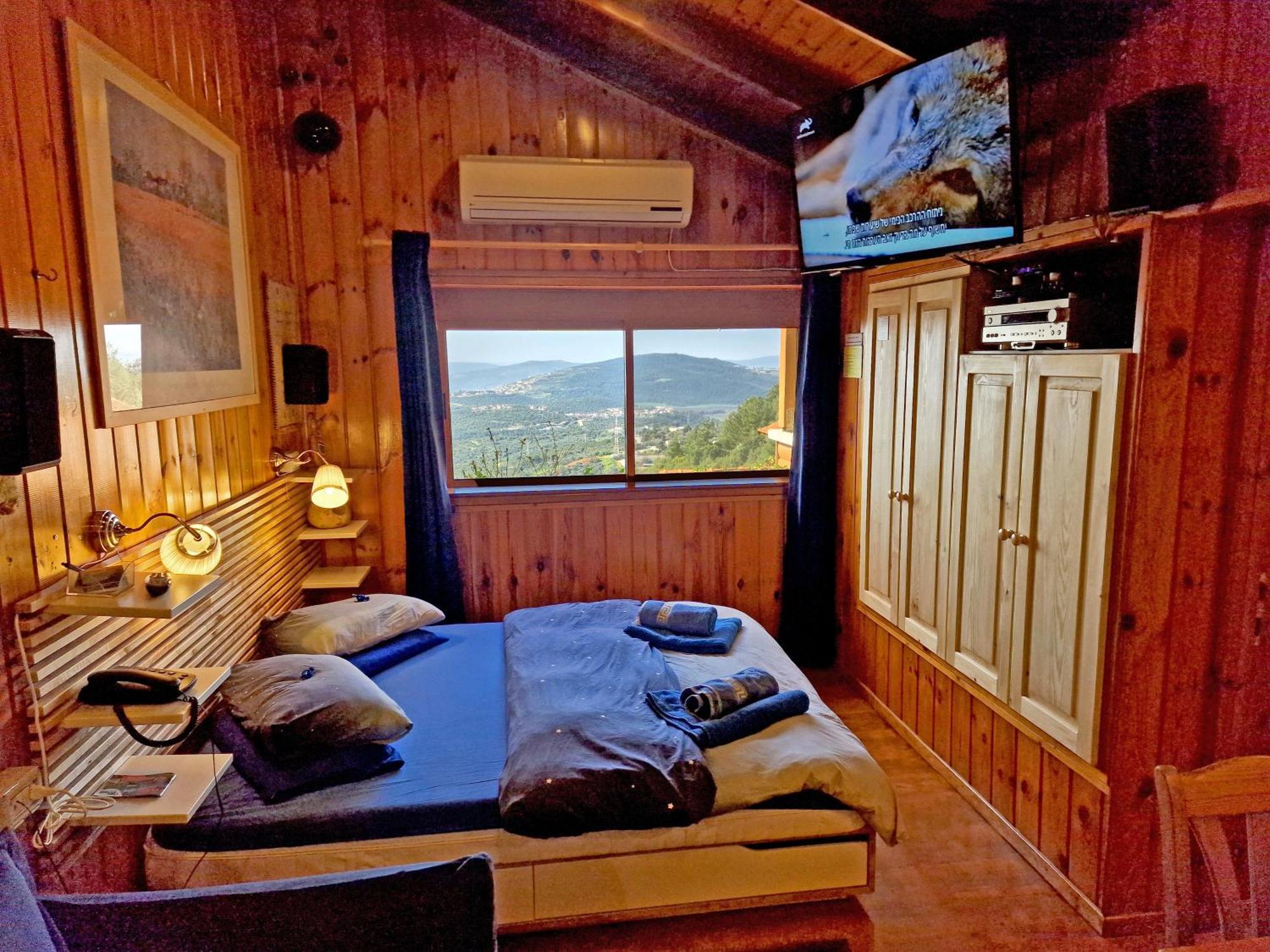 Ohn-Bar Guesthouse Амирим Екстериор снимка