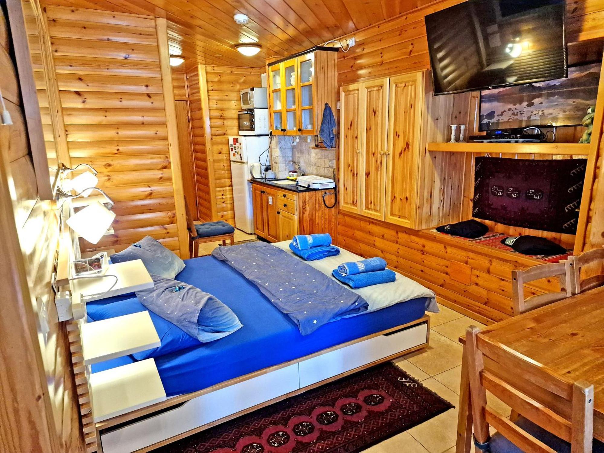 Ohn-Bar Guesthouse Амирим Екстериор снимка