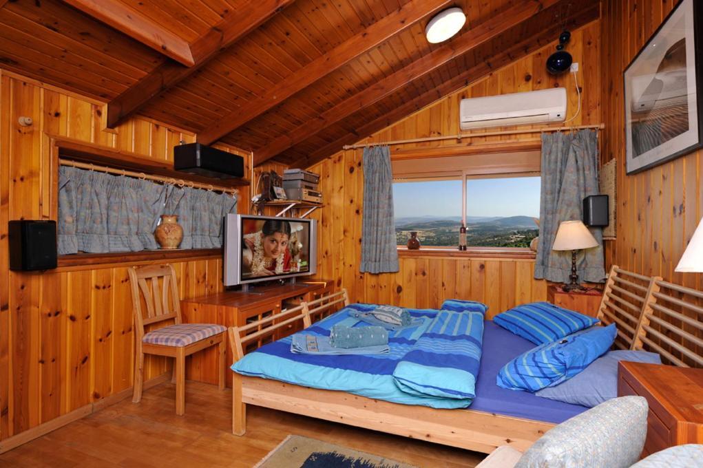 Ohn-Bar Guesthouse Амирим Стая снимка